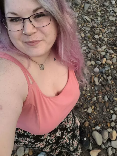 Feeling pretty 🥰 by cinanom_bunz