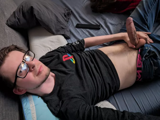 Honestly Gaymers are by far my favorite so hit me up! Even just for a chill chat, yeah I post everywhere but Gaymers get priority 😜 by ColtR92