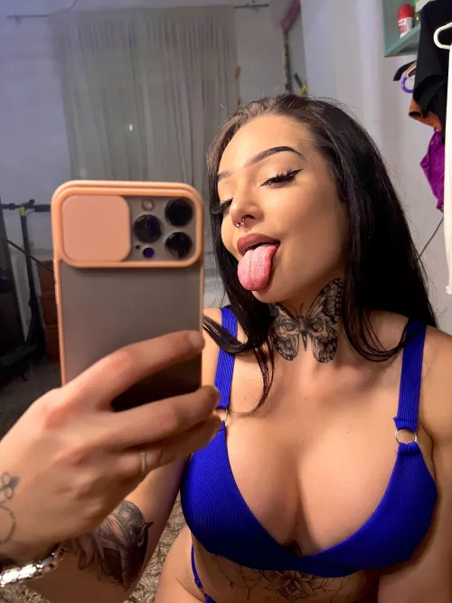 I have question I look cute or sexy? by TeenyBlather