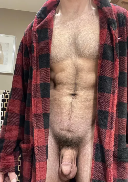 I recently started wearing robes. Turns out they are very comfortable. What do you think? by Flashy-Usual-7228