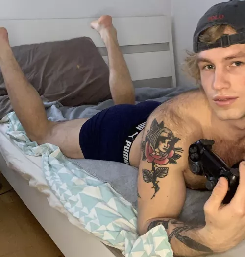 Im really hairy, sometimes i hate it, but would u still give that ass a slap? by AlphaJake23