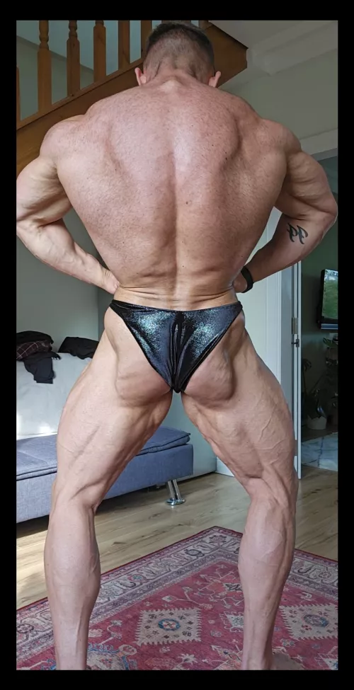 I'm something of a squatter myself x by jasonscottish