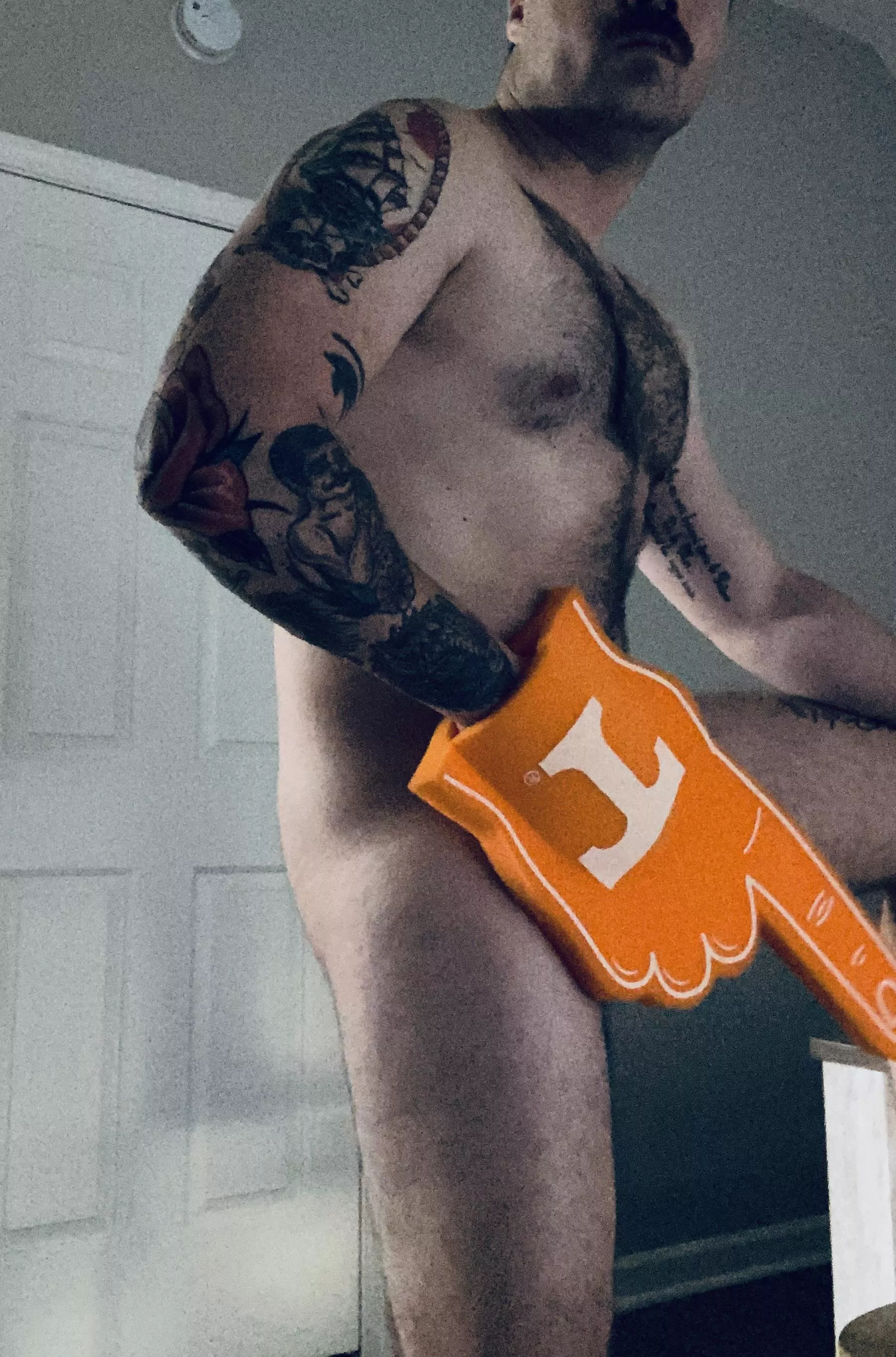 It’s Sunday, but let me re-orange your insides. posted by Kurt_Wood