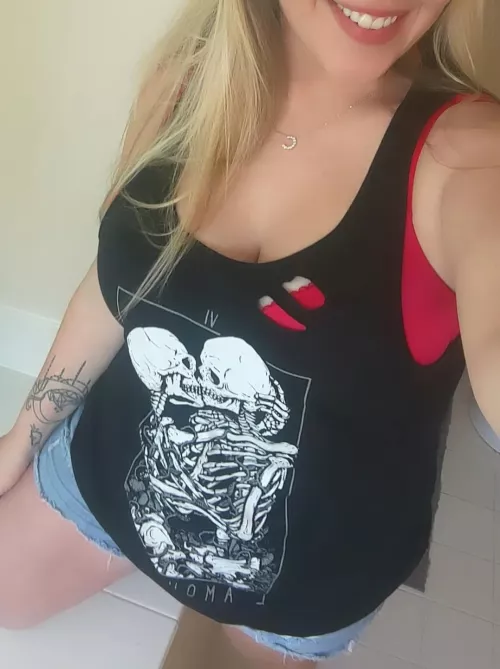 Jean shorts and a smile by Coldbrew1255