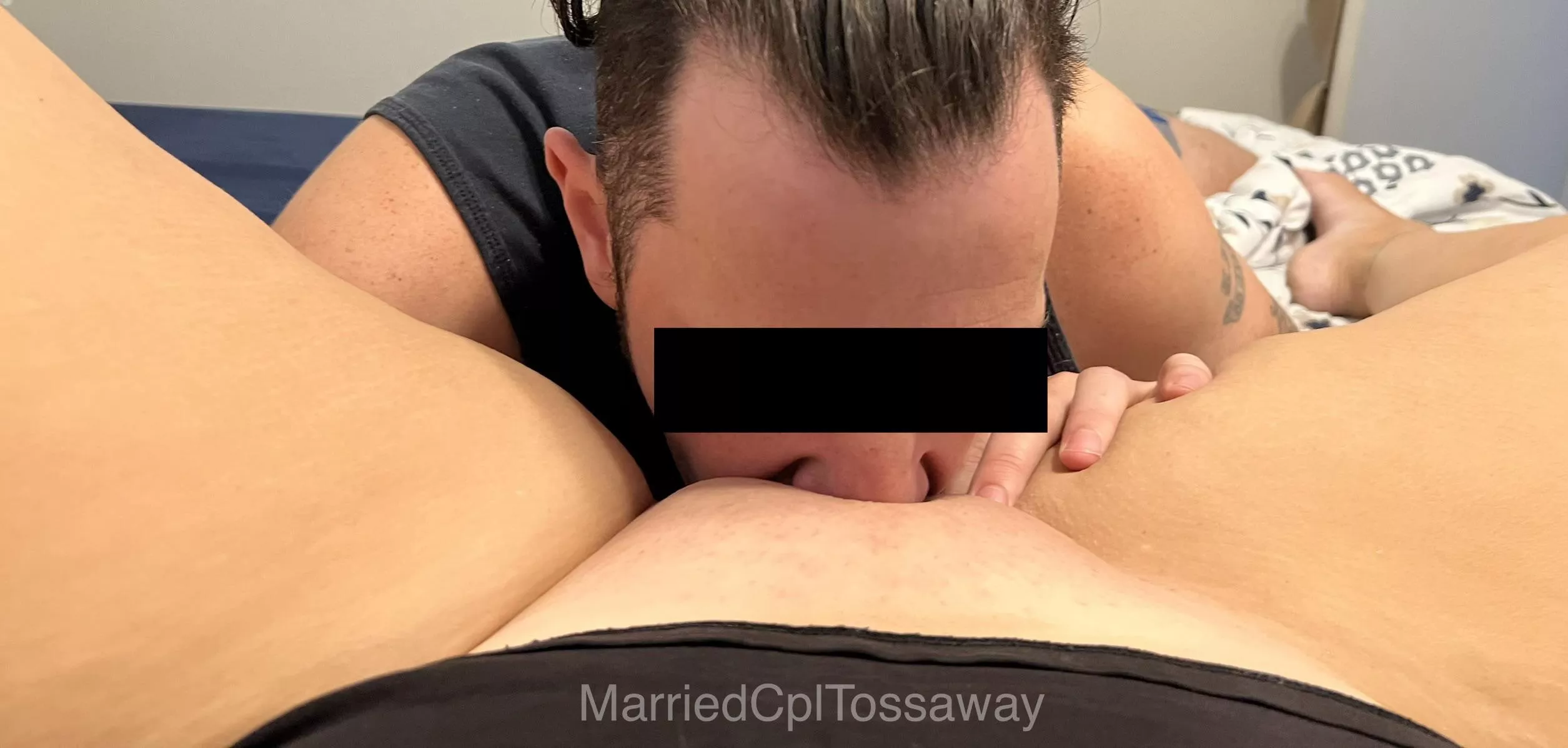 Love when he’s between my legs posted by MarriedCplTossAway