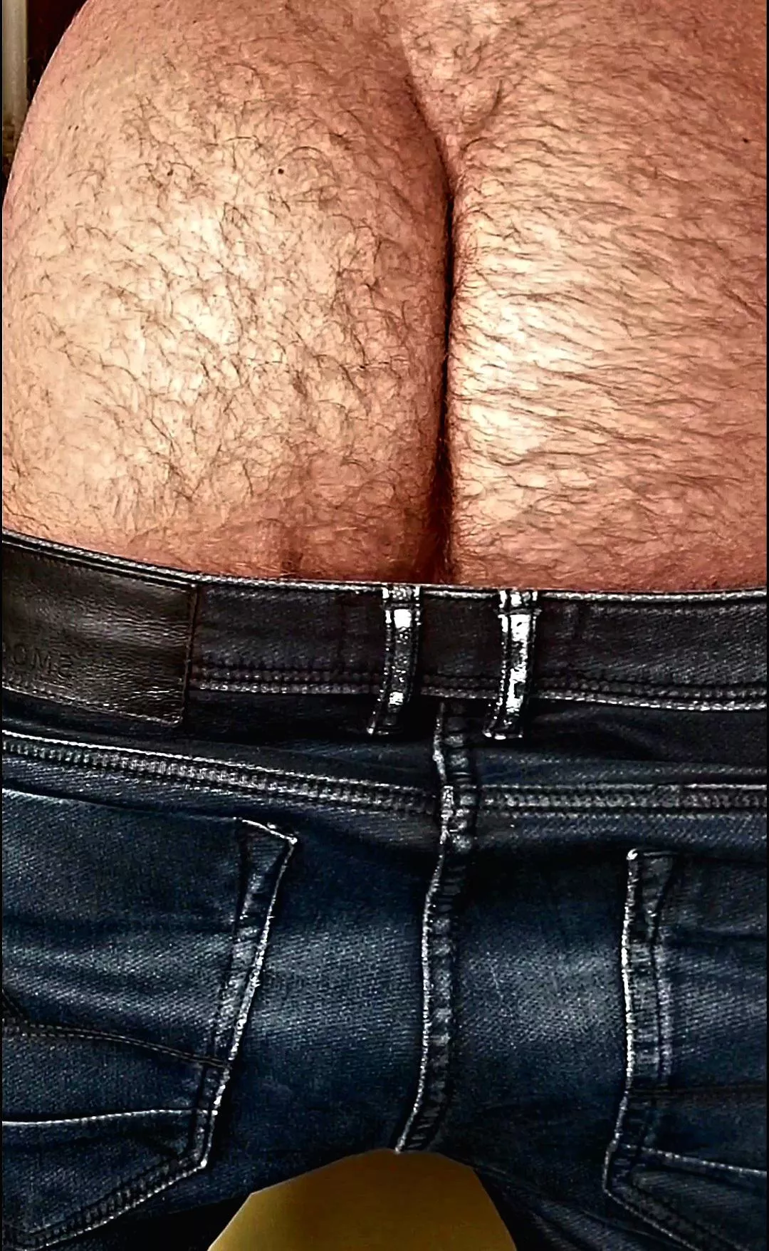 My hairy butt posted by CharlieUL