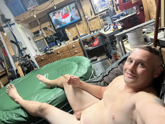 Nudist life!! by Bewhatyouwhat1