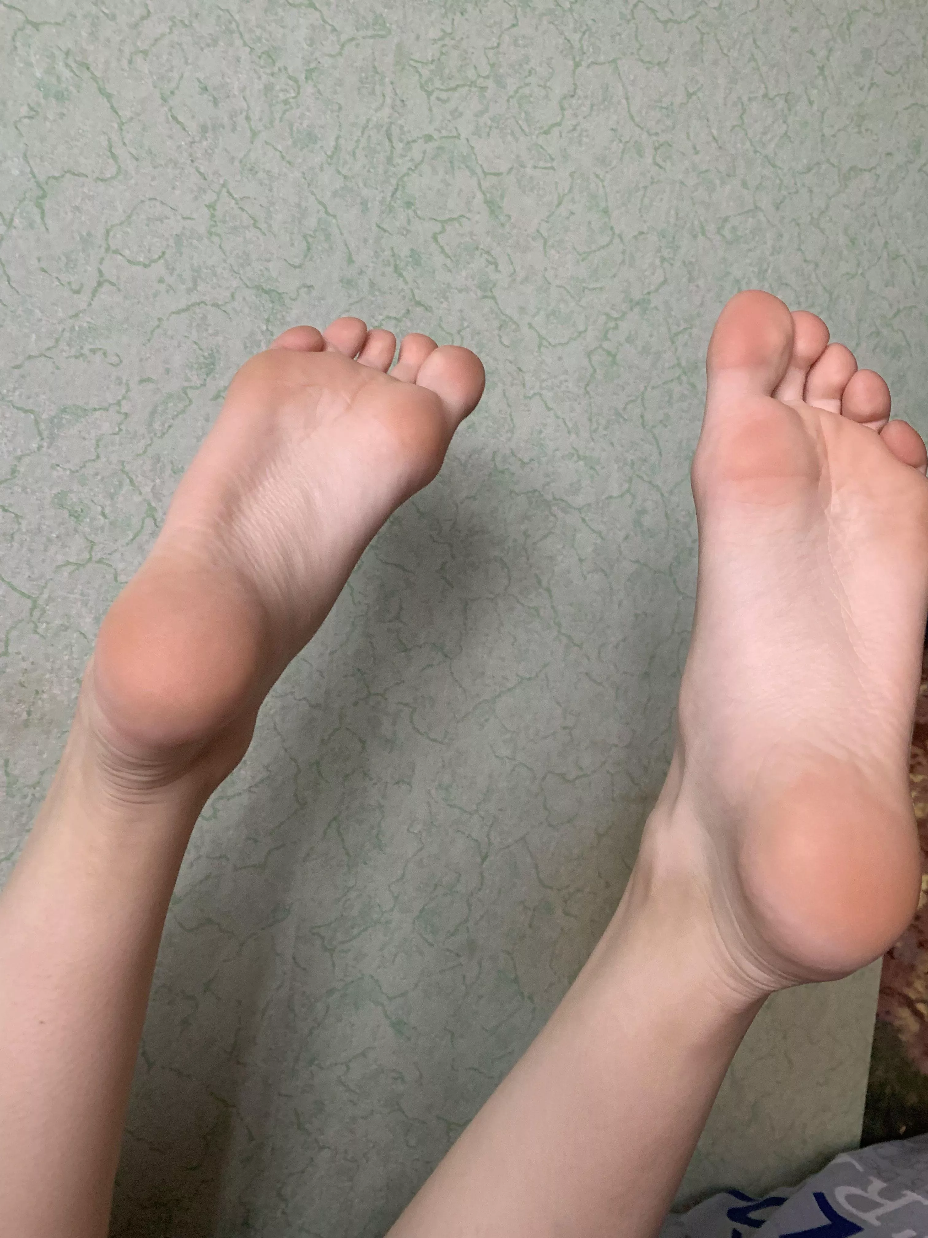 Want to take a sinful journey through my legs? posted by thinFlop831