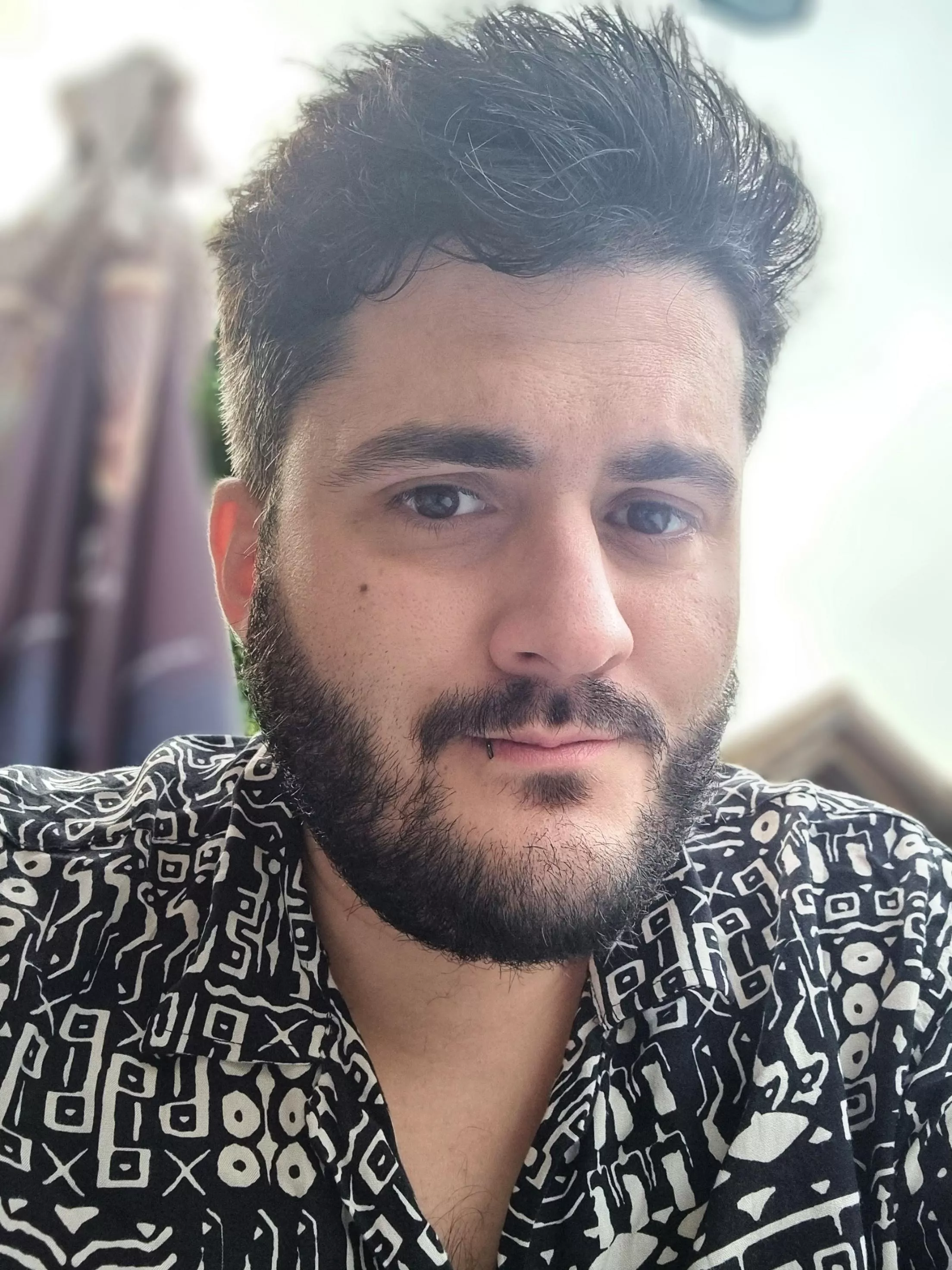 33 M UK any pc gamers around? I mainly play league of legends and FF14 or WoW. But also just happy for fellow nerds to befriend and chat with 🙈😜 posted by kakakaa121