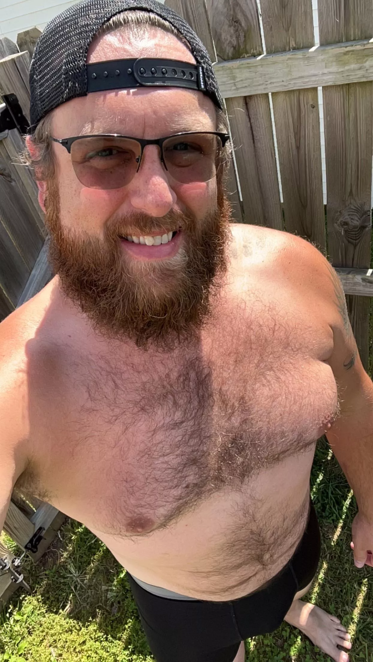 (40) bimale, picking tomatoes in my speedos posted by Yourbigbearonlyfans