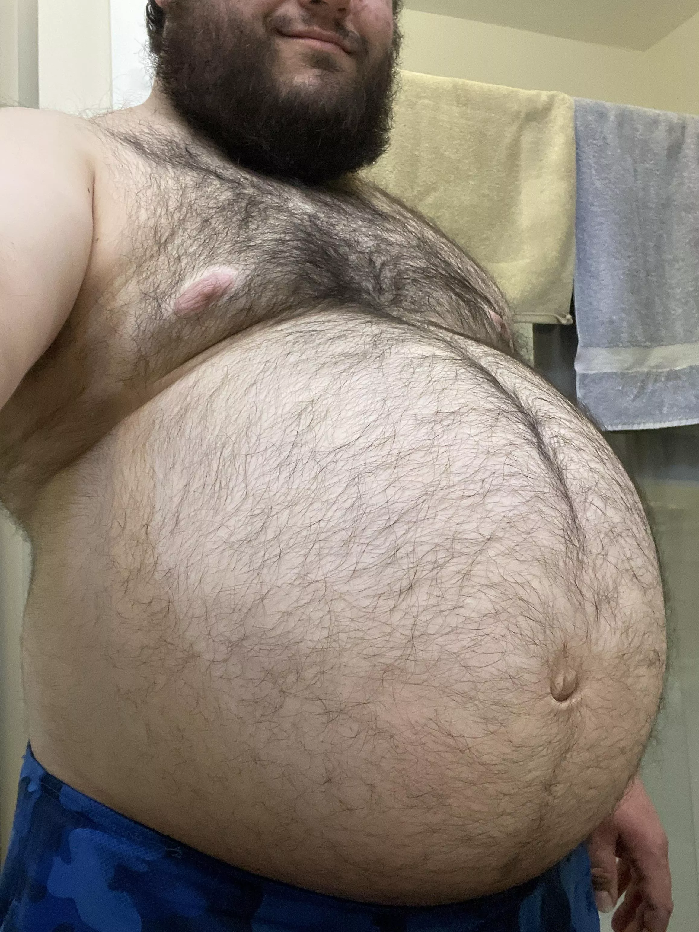 Ballooned bottom bear posted by Hunter707762