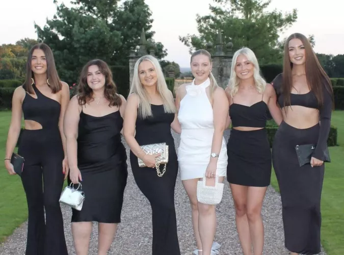 Bride and her bridesmaids by Own_Garage_9493