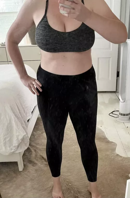 [F] 38 Feeling neglected. by Brie_Brunette_D