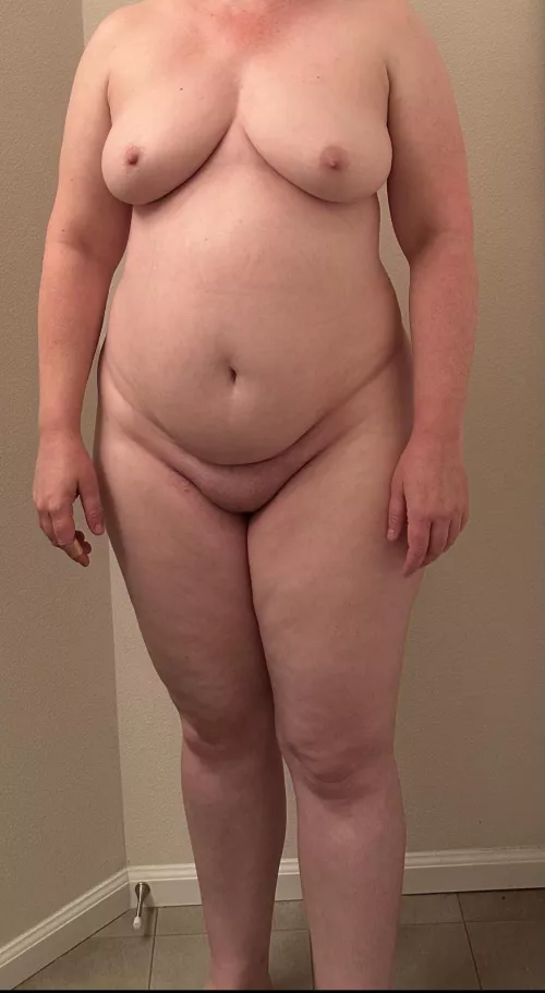 [f]5’4”, 193, going through perimenopause and need honest feedback by HolidayUnique3279