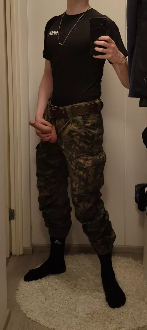 Get on your knees😈🍆 by TheHotLeo