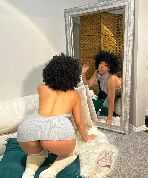 getting ready for the day <3 by SpezzoParis