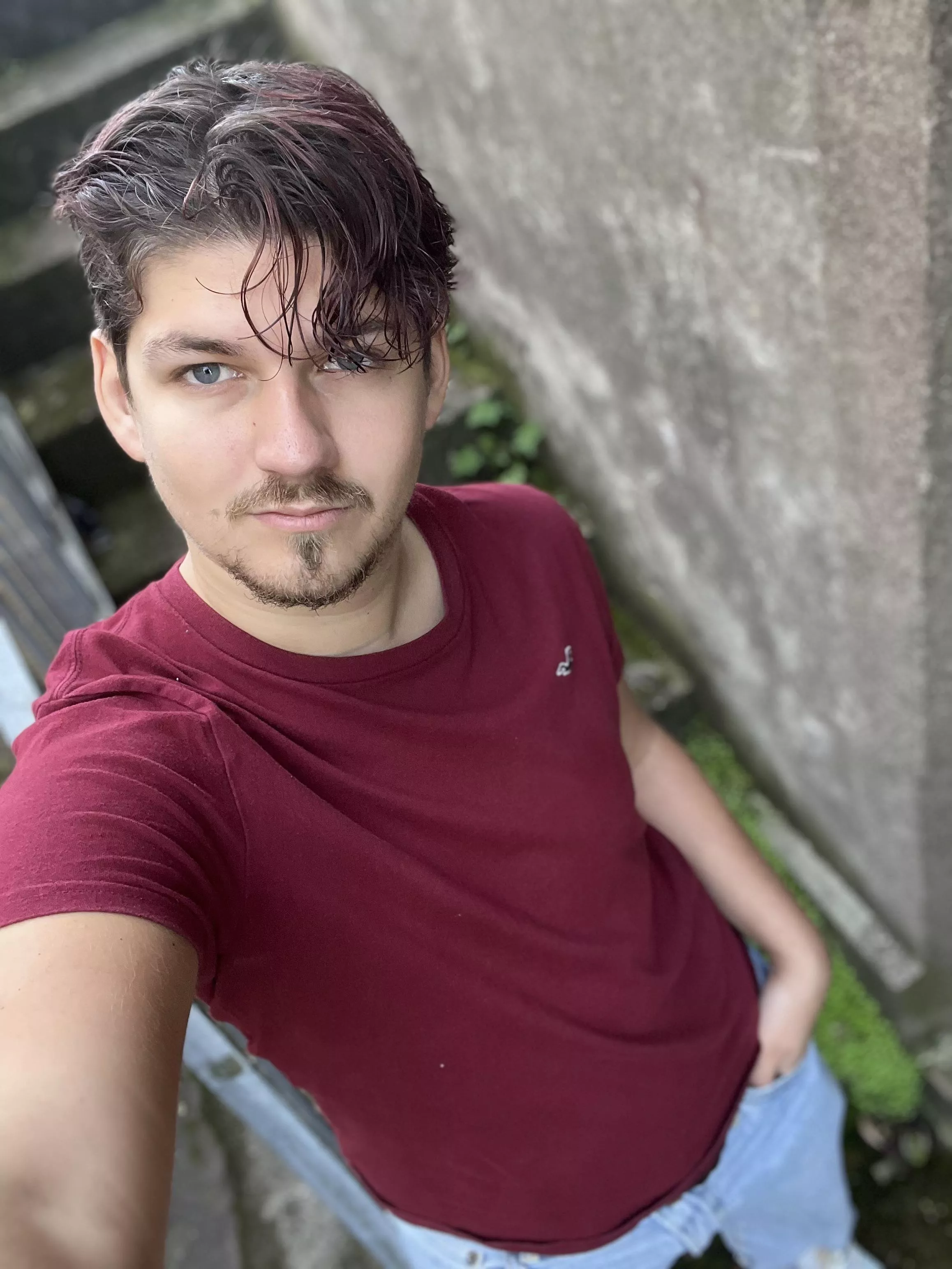 Got my hair cut short after having it long for 5 years. What do we think gaymers ? 😁 posted by Tyrindrael