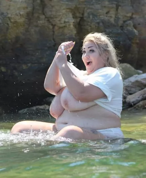 Hay baby, I wanna show you something by Angelica_BigTits