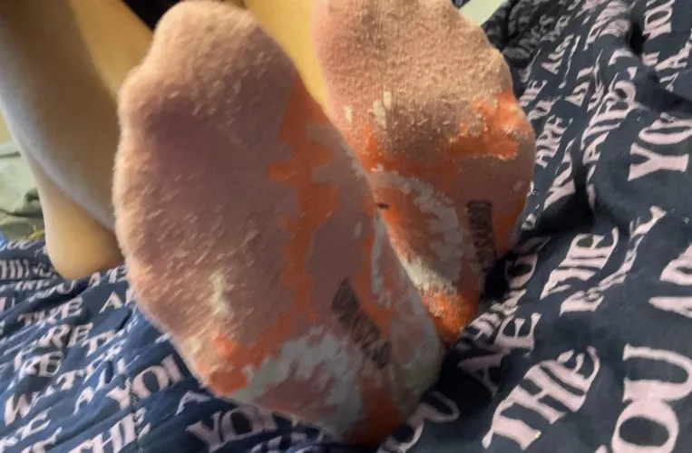 I love pink socks! [f] 💕 🧦 by Lemonyummypanties