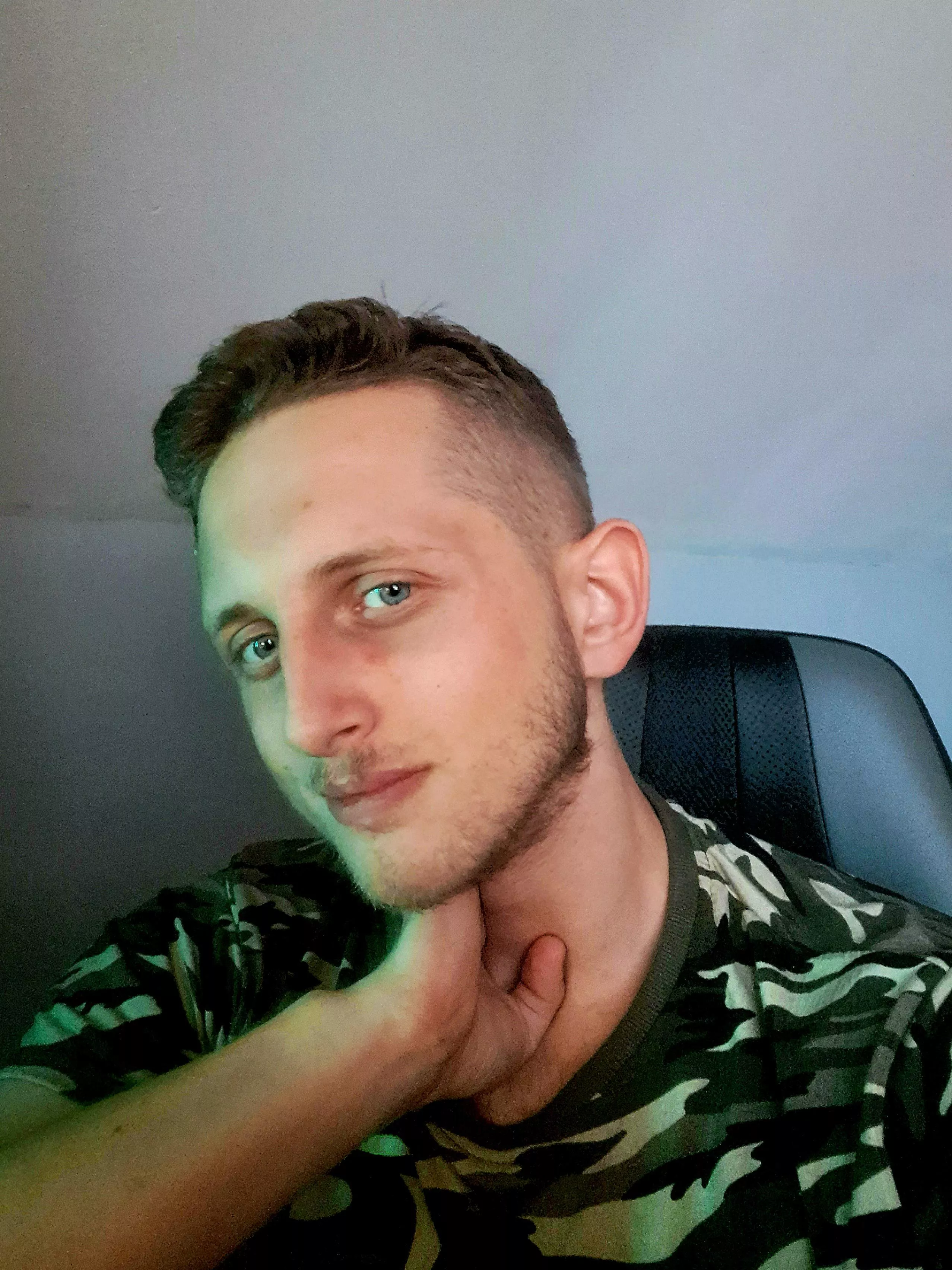 Just chilling at my desk, working with blender and playing video games. posted by Godot20001