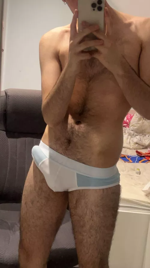 Light colours >>> by DueCryptographer2975