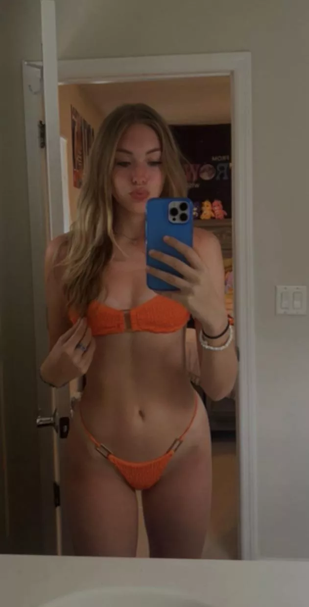 Orange kini posted by IntroductionNice6416