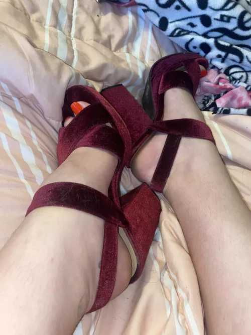 pretty red toes in maroon heels by Urlocalthickgrl