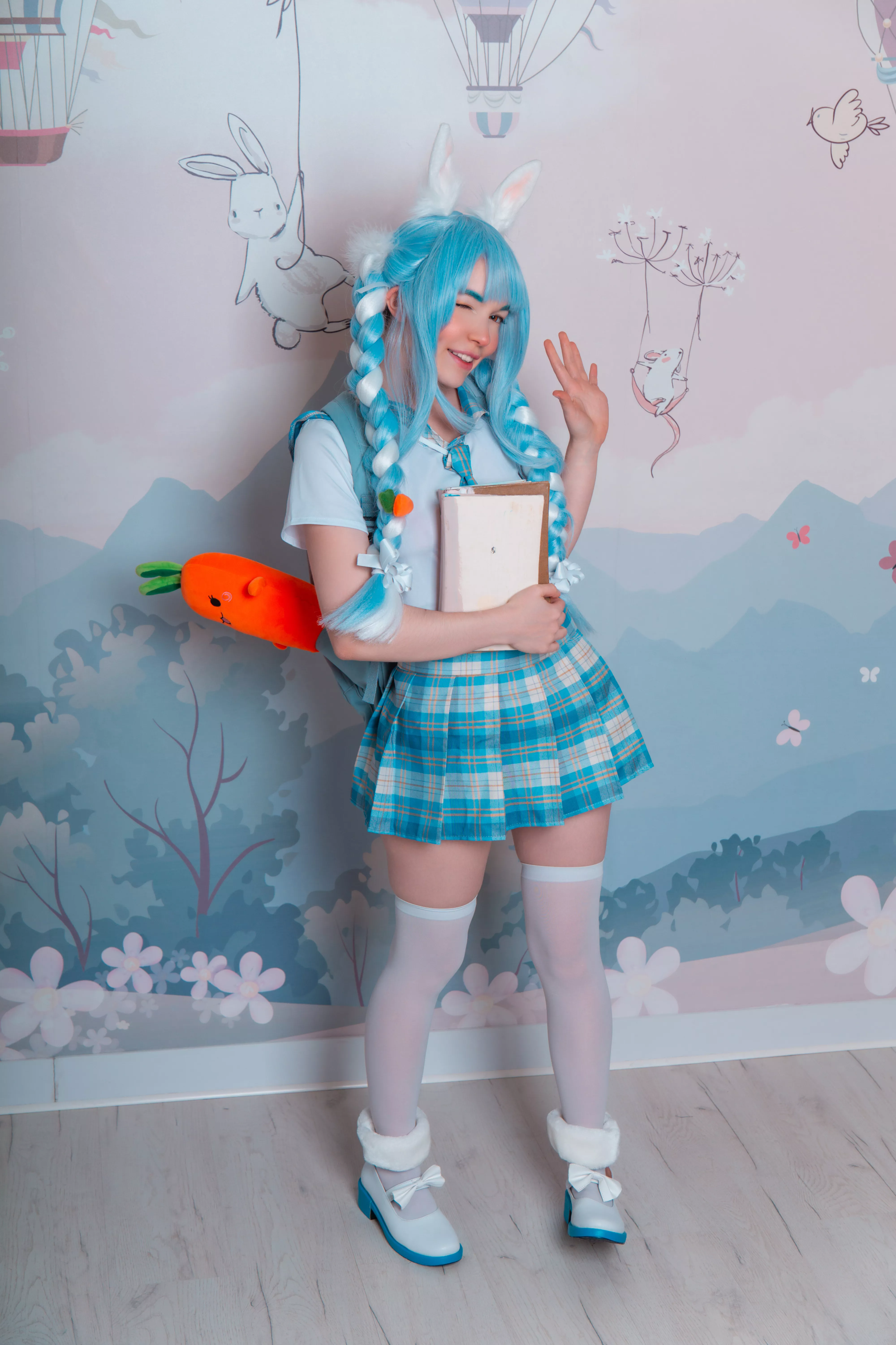 School girl Pekora cosplay by Murrning_Glow posted by MurrningGlow