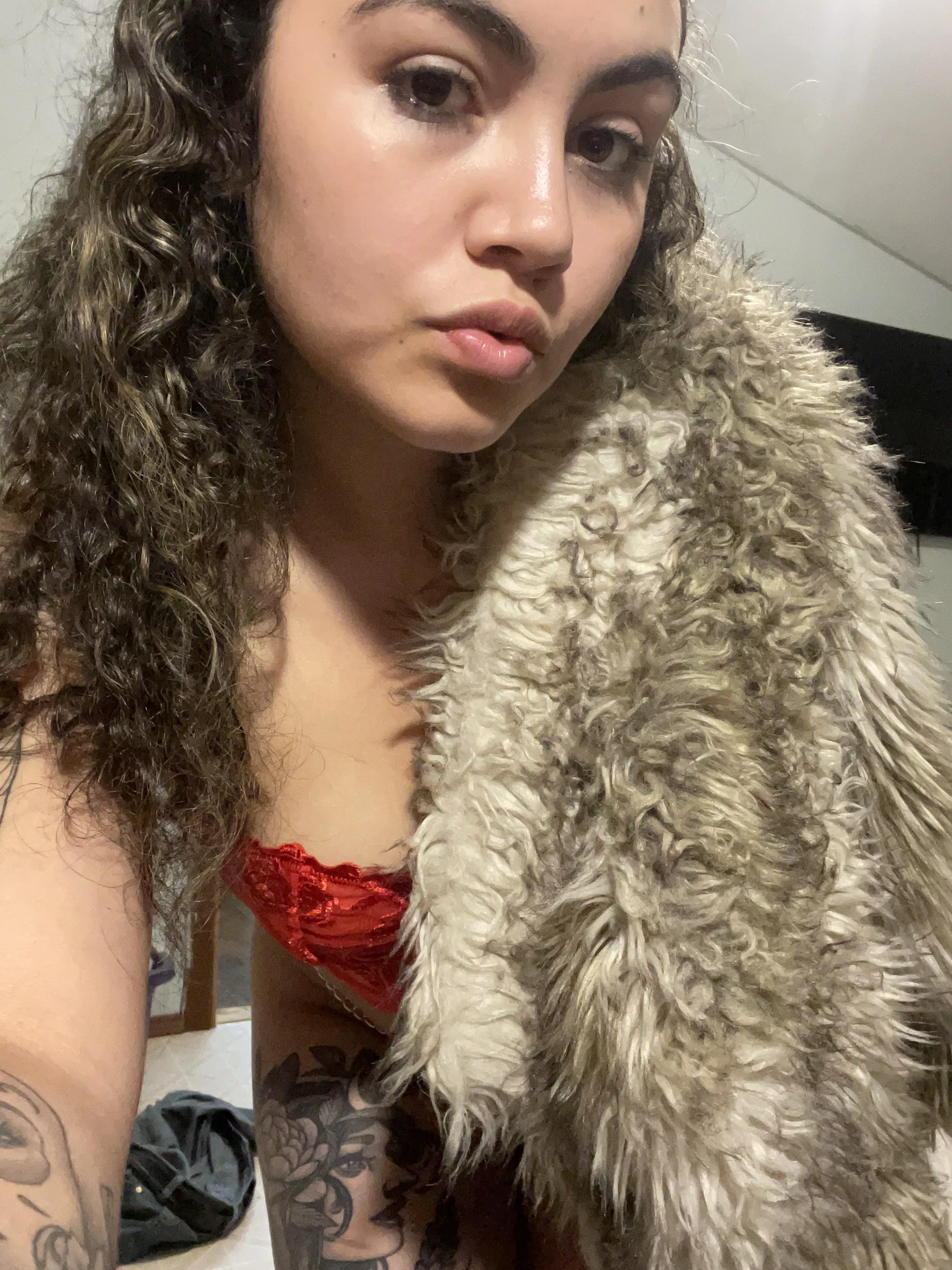 @sweethoney_506 come chat posted by SweetHoney_506