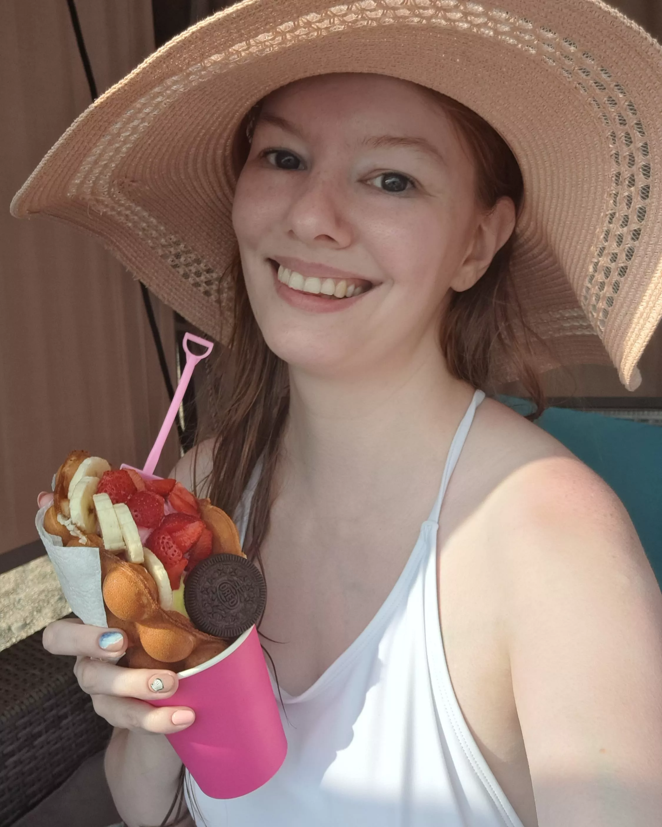 Sweety redhead girl posted by missInari