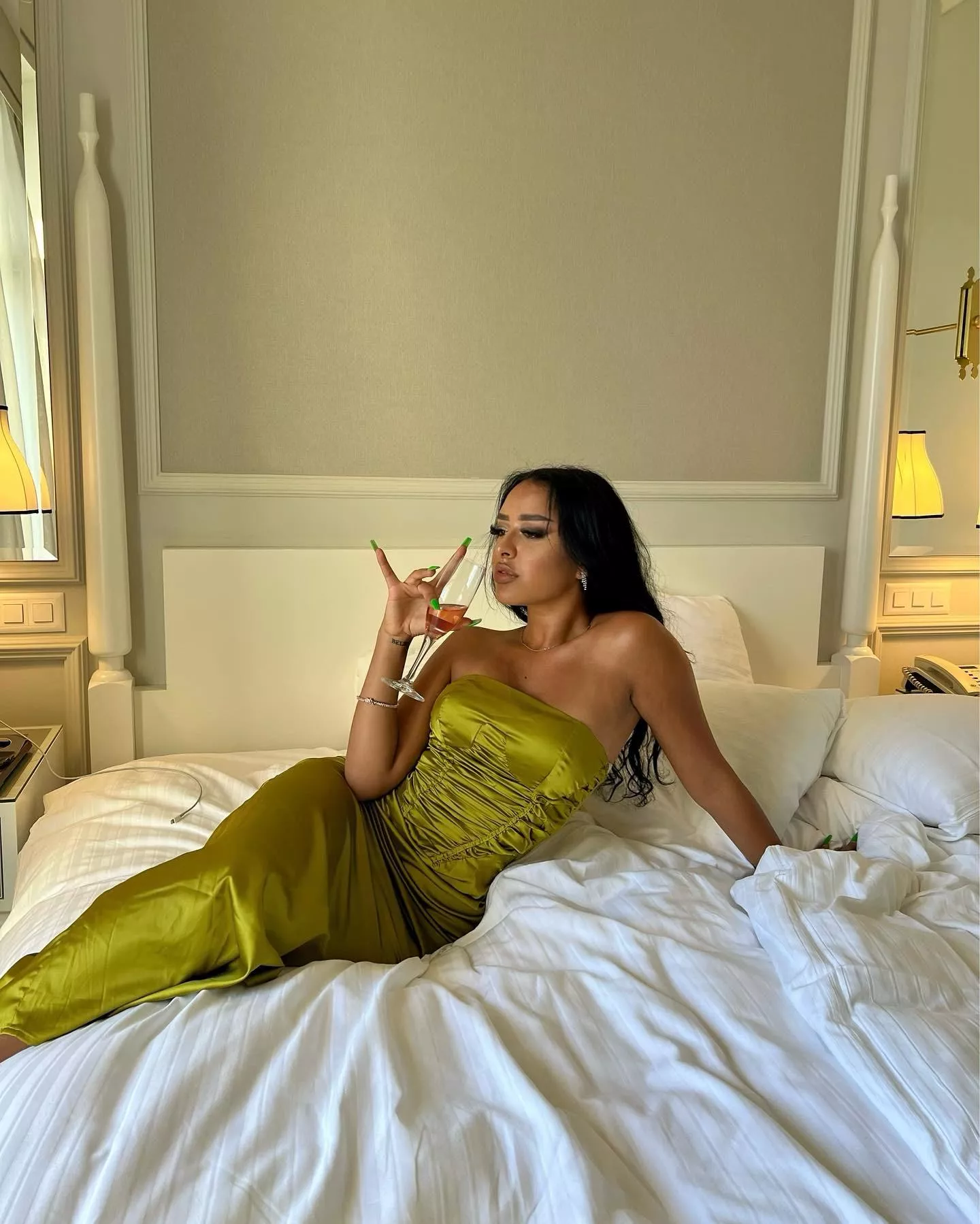 Tell me whats the first thing youd do if you came home to me like this? posted by Dwarfishhopkins94