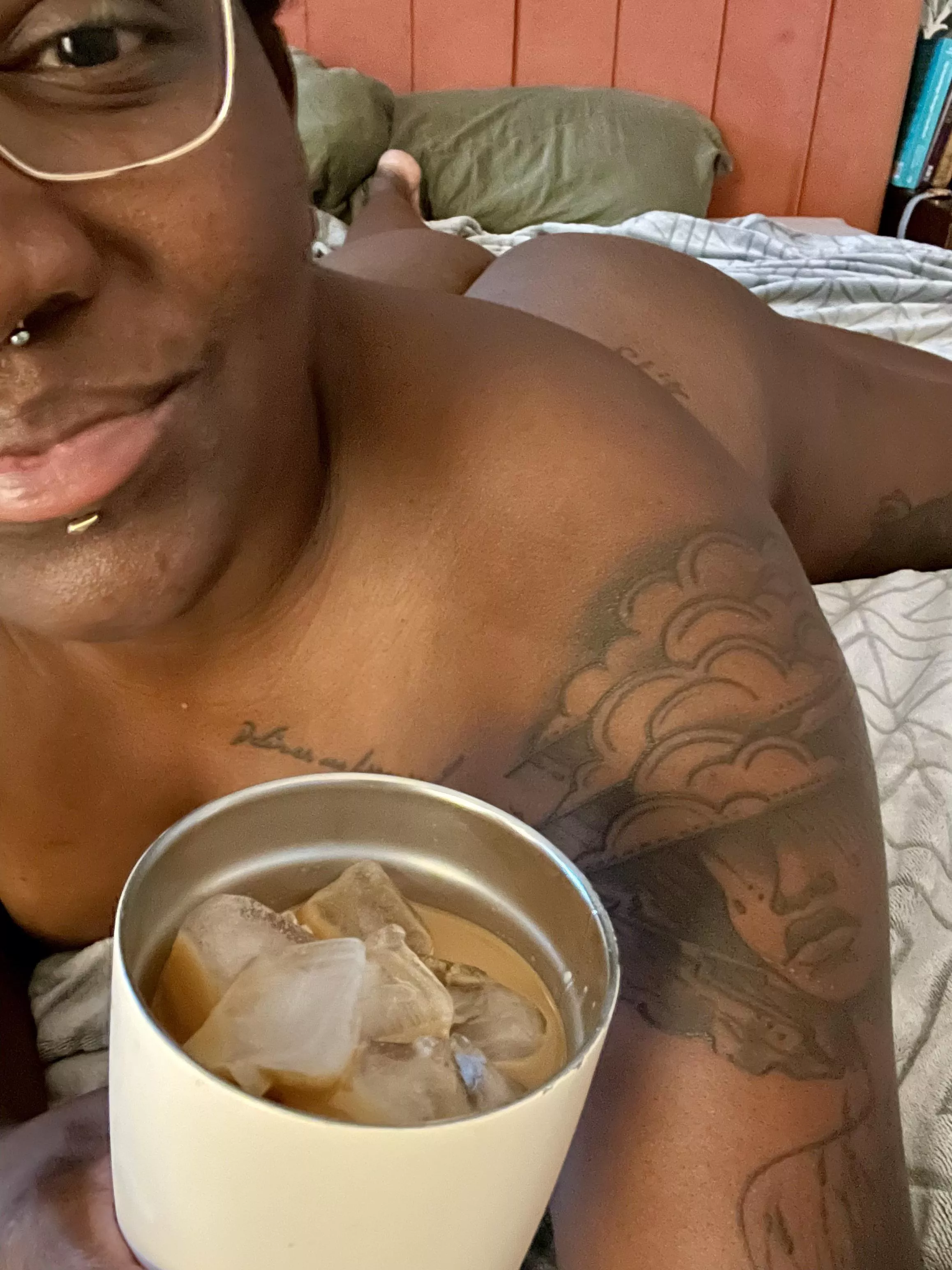 that euphoric moment when both me and the coffee touch your lips for the first time in the morning 🌅 posted by moon_burrow1205