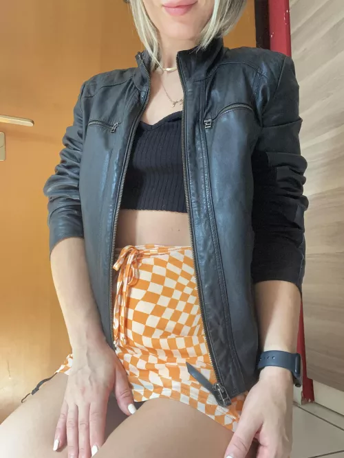 this jacket is 11 years old! it's perfect! by NatyBond_OF