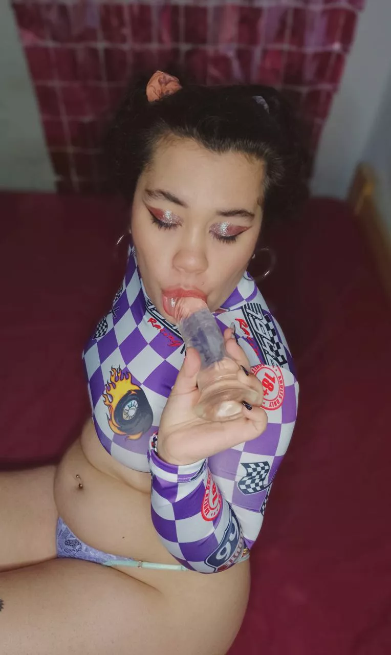 Trixie (@trixiestonerbaby) [onlyfans] posted by Lilaa73