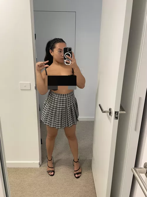 Want me to laugh at your tiny cock? Available for [sext] [pic]s dick [rate]s custom [vid]s [domme] by Ok_Pen1633