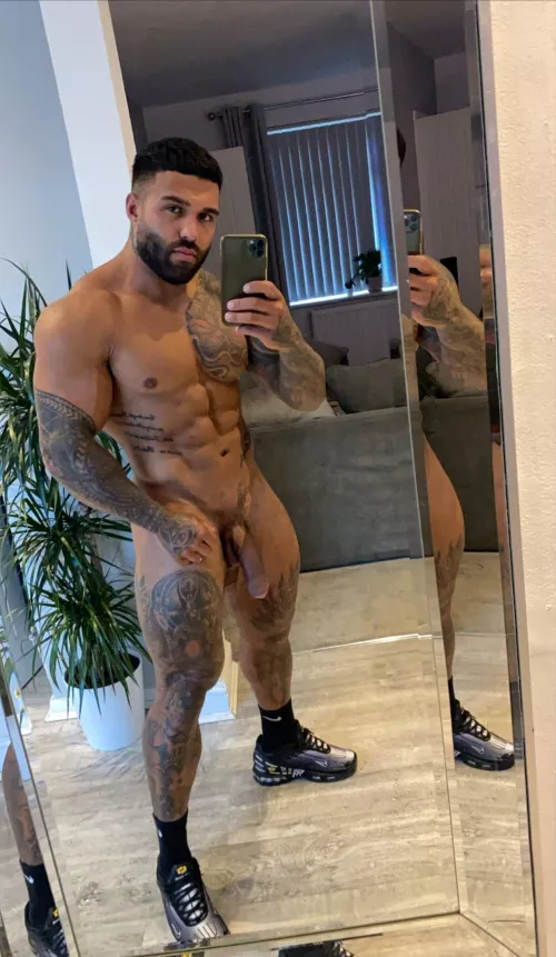 When you've got sex at 2pm but gym at 3pm by VisibleGreenn