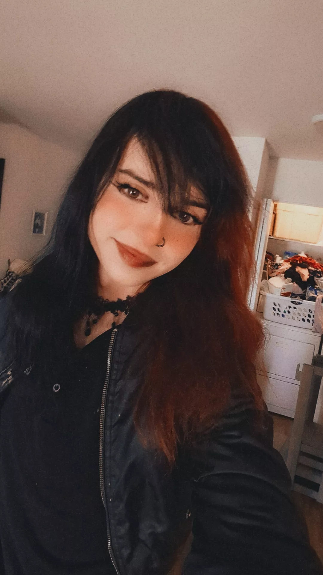 Which cutie wants a hug on this wonderful Sunday?❤️🖤❤️🖤❤️ posted by Anastasia_Motionless