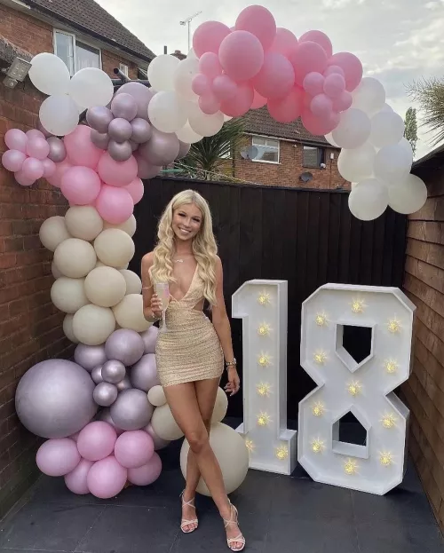 1️⃣8️⃣ by total-gooner