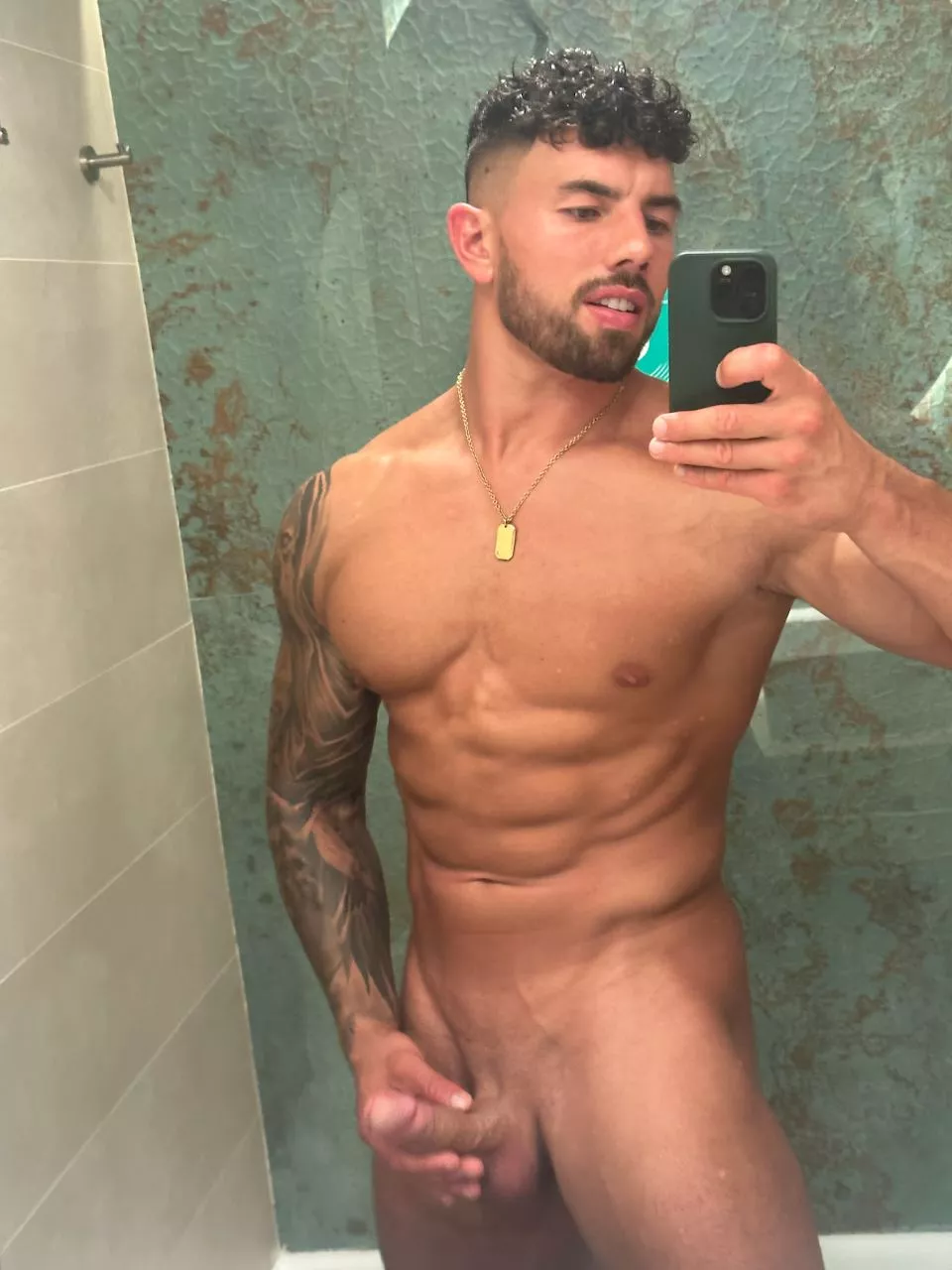 Average package? No big deal. We are all sexy in our own way 🫶🏻 posted by MiserableHayley