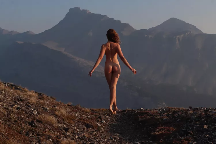 Best start to the morning! Wind in my hair, sunrise light on my body :) by Rileyjademodel