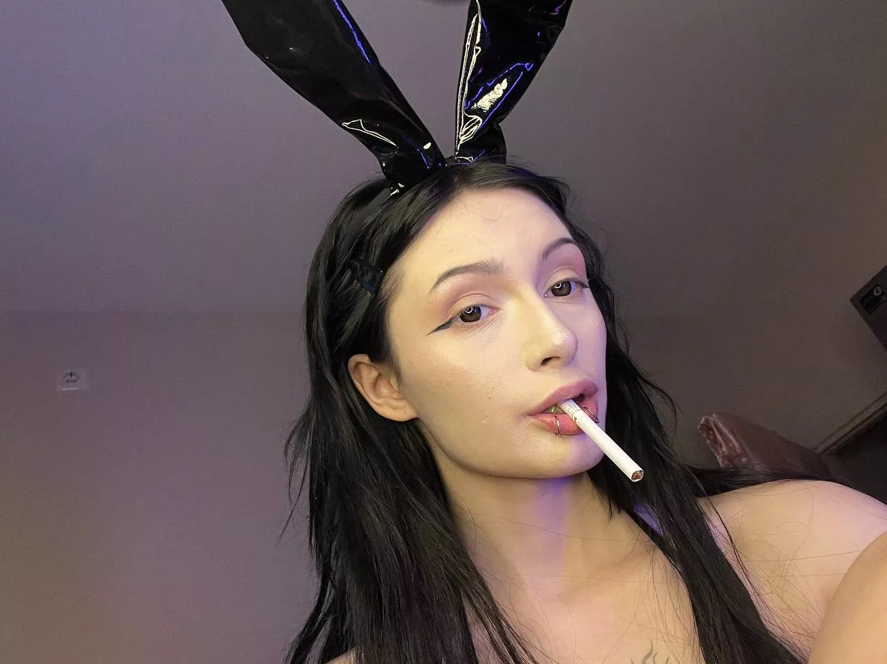 bunny with bad habits posted by kaiko_riko
