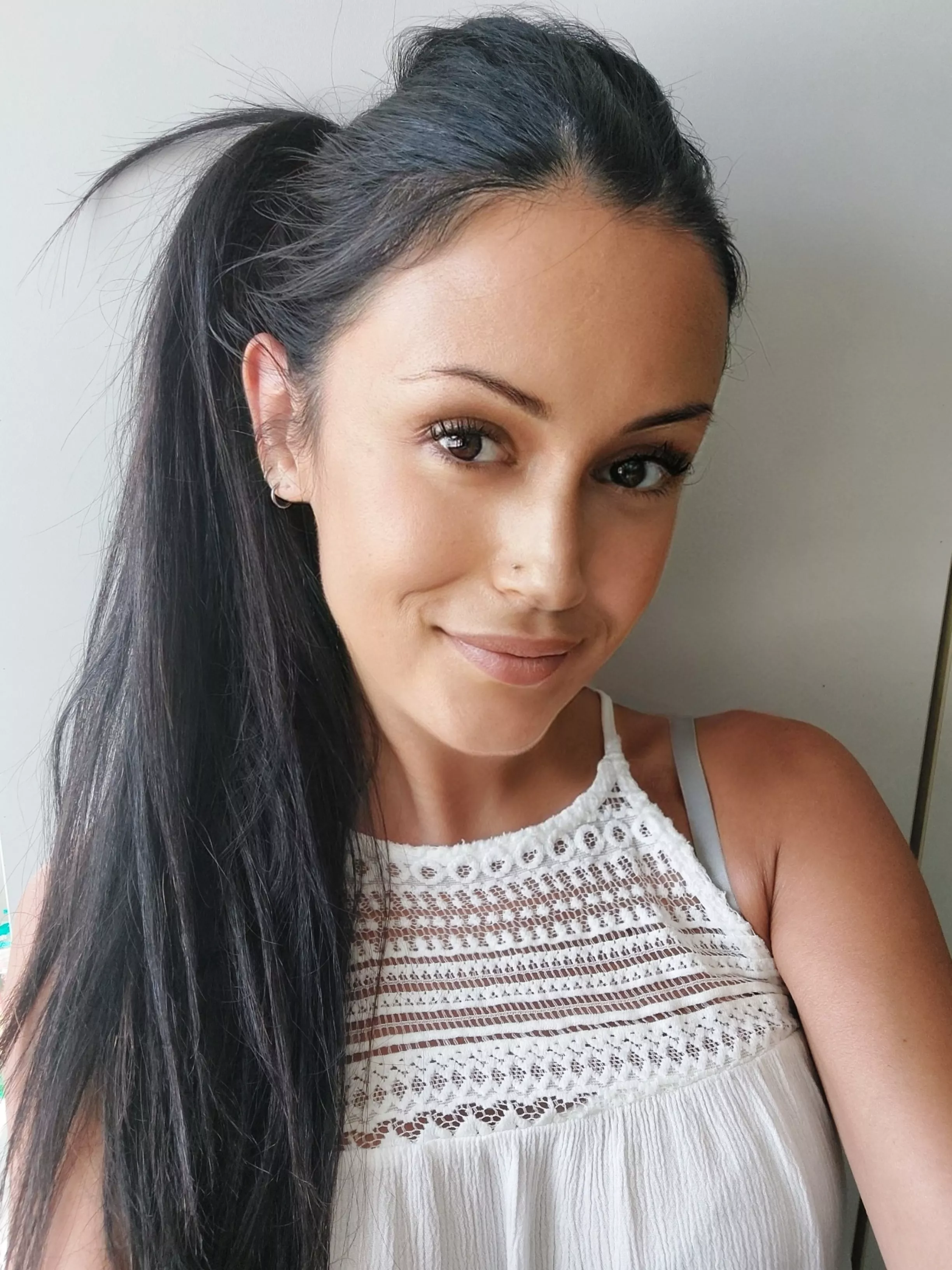 First time posting and showing my ponytail [38] posted by miss__anna__