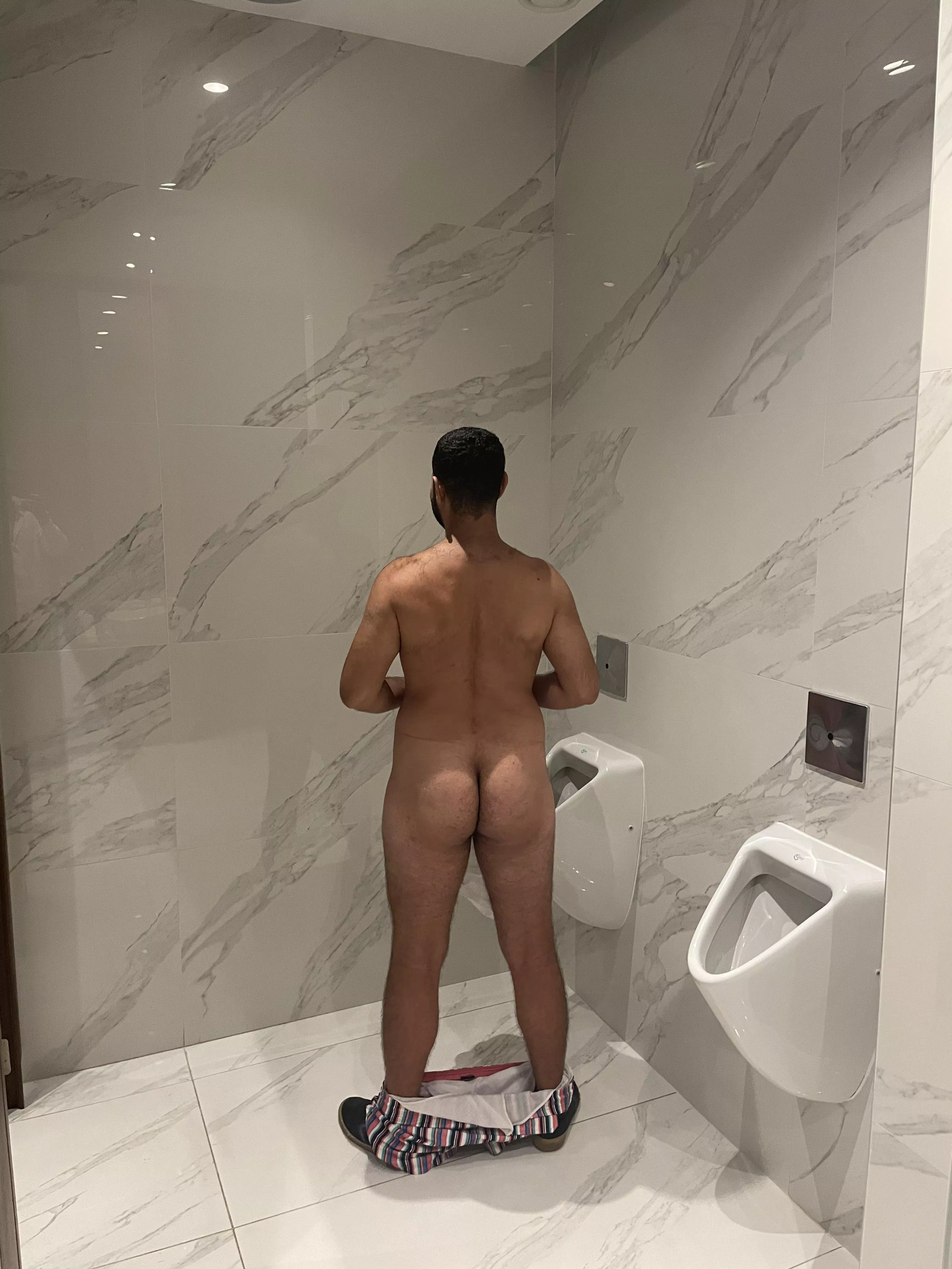 Friend said I have a woman’s ass cuz the cheeks are big.. thoughts? posted by sunsetlaffite324