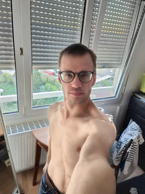 Happy Tuesday 😁 by groove57