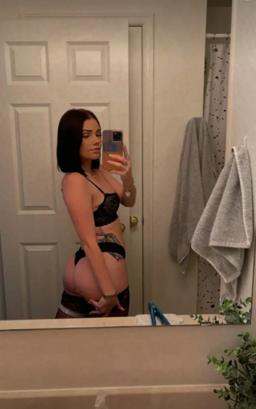 Leave a ❤️ and I will send you my private snap by DeeplyConfine