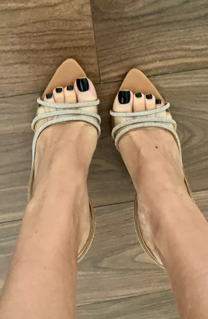 Love these heels 👠 posted by Entire-Pollution7710