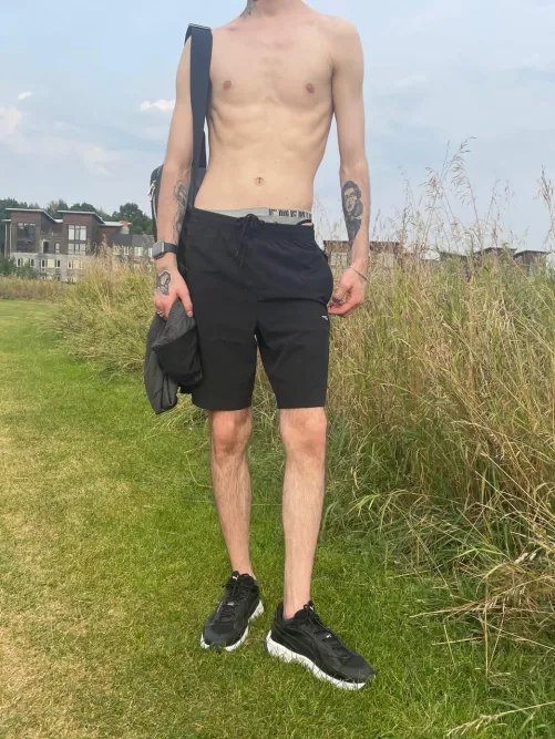 Love to walk like that by Difficult_Quarter_99