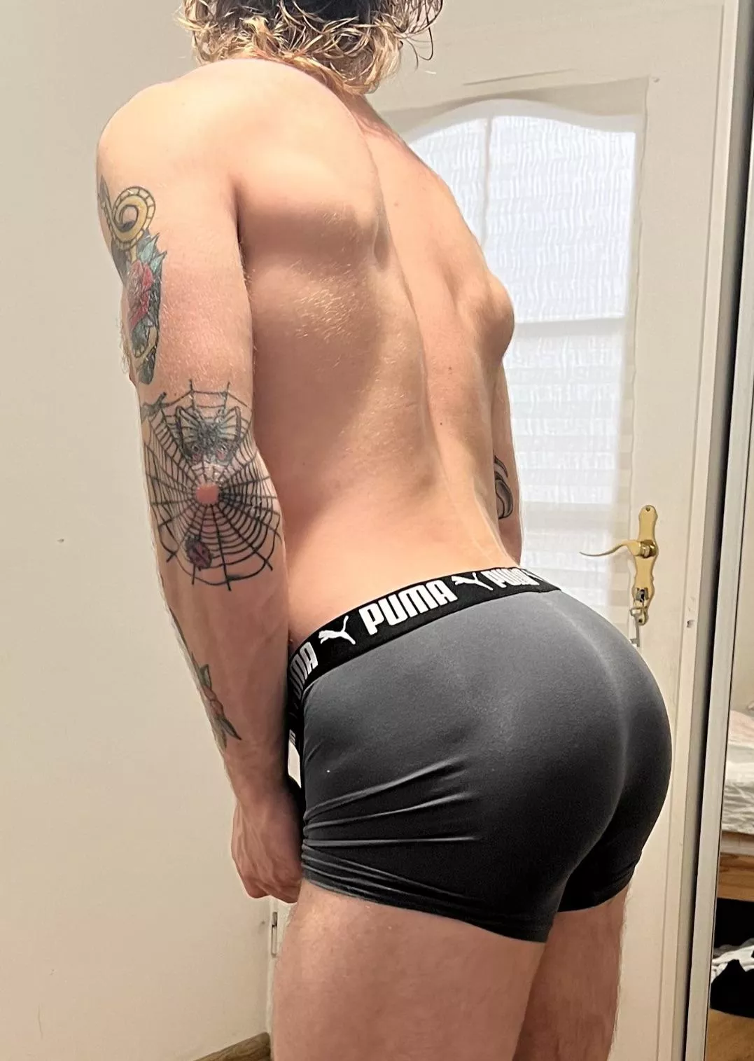 My booty was made for slapping posted by AlphaJake23