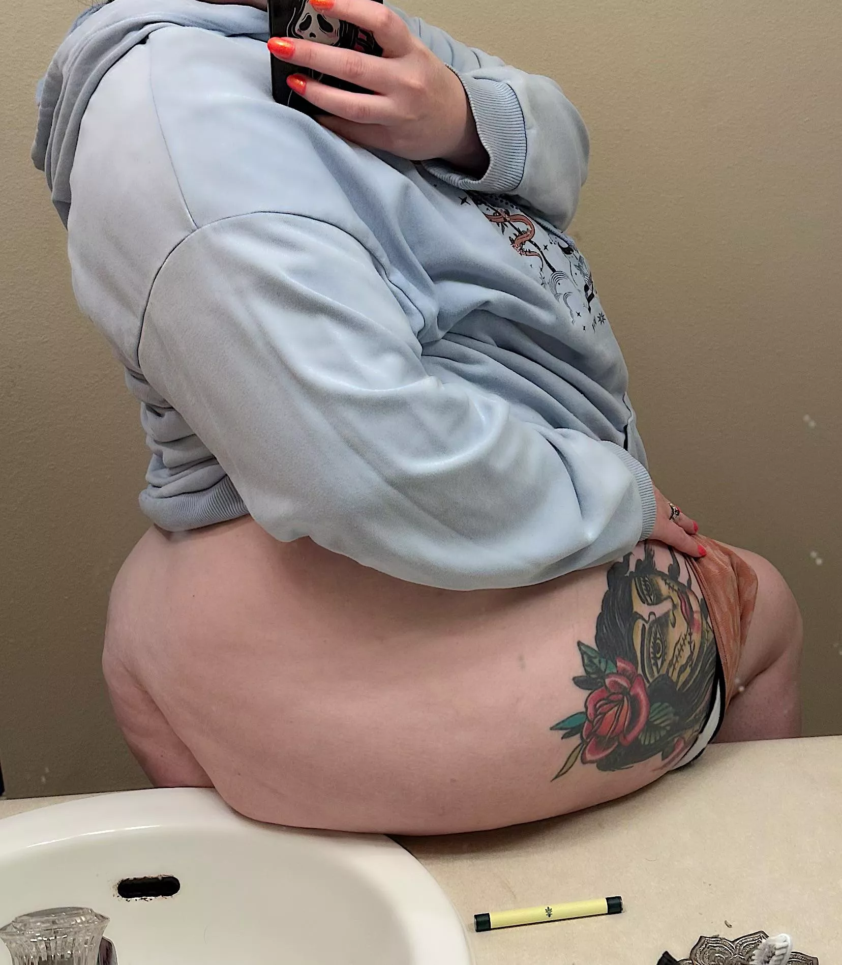 My fat ass is baked af now[F] posted by Positive_Low2548