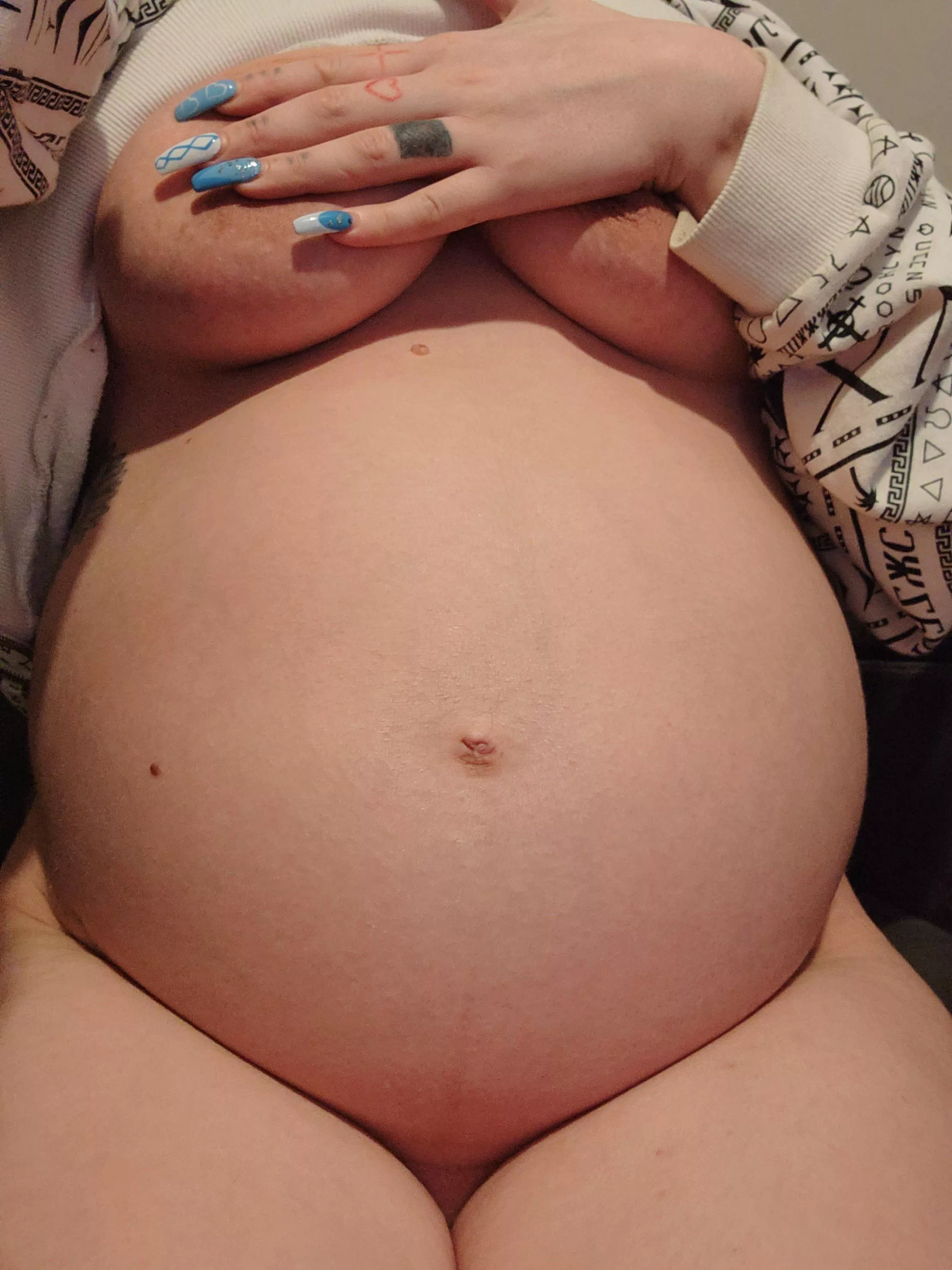 So big and round now 😭 posted by altpuppygirl